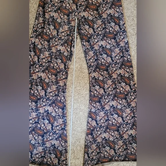 NATURAL LIFE Navy Floral Paisley Wide-Leg Pants - Picture 6 of 11